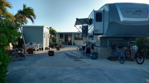 LFRFL-Keys012324KM6