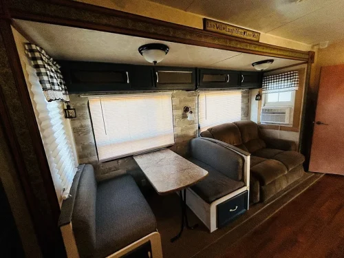 e5668b8cb0e89f5e0eb50570c06d0e69-uncropped scaled within 1536 1152